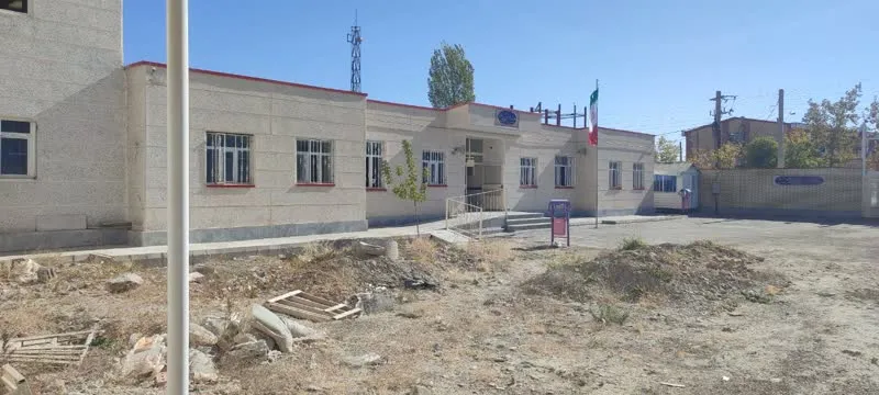 تکمیل مدرسه 6 کلاسه موسی بن جعفر سفیدان